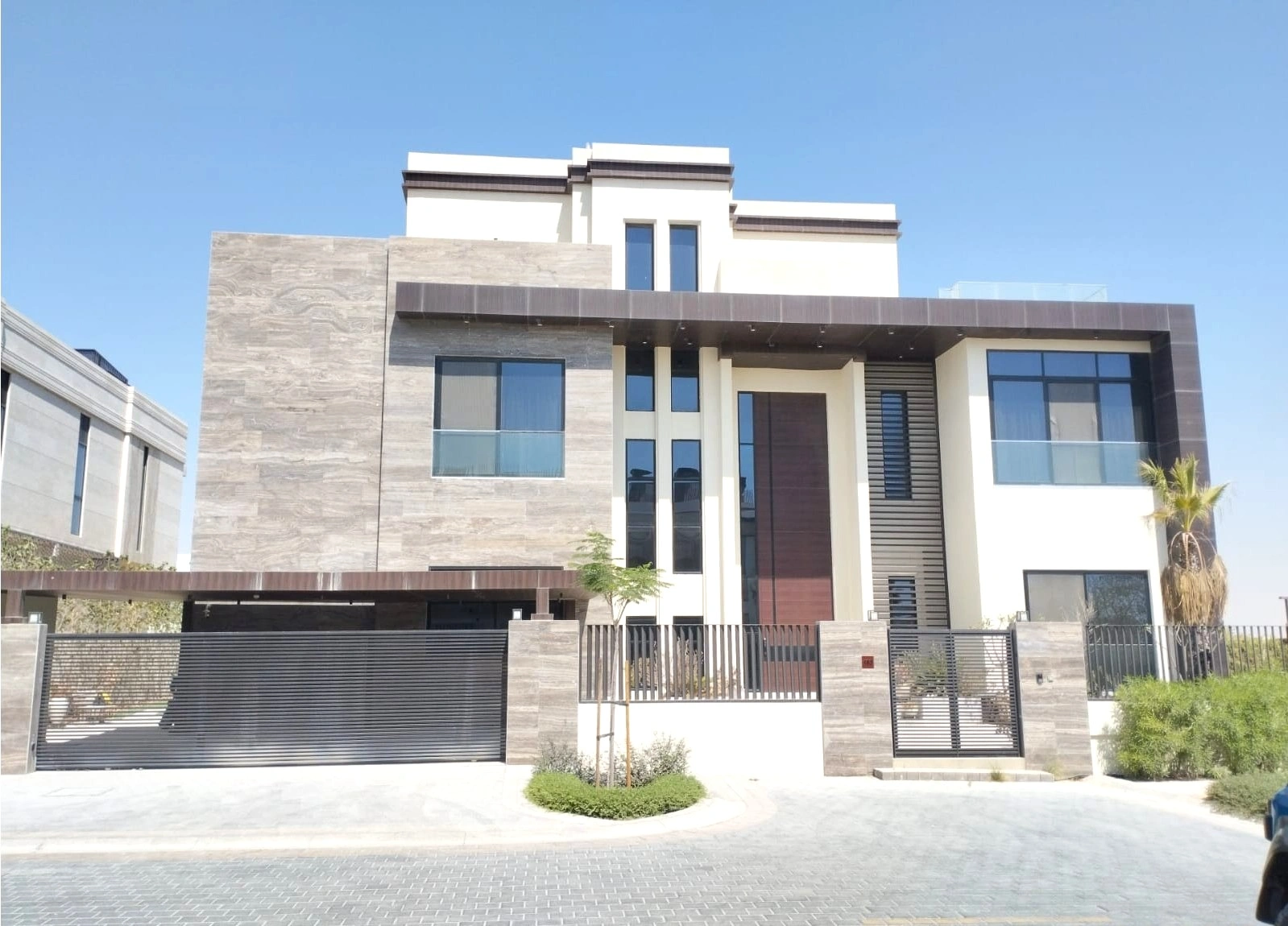 174B – Villa (G+1+R)